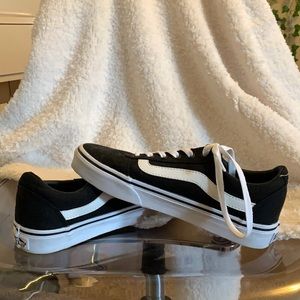 Vans size 6 brand new!